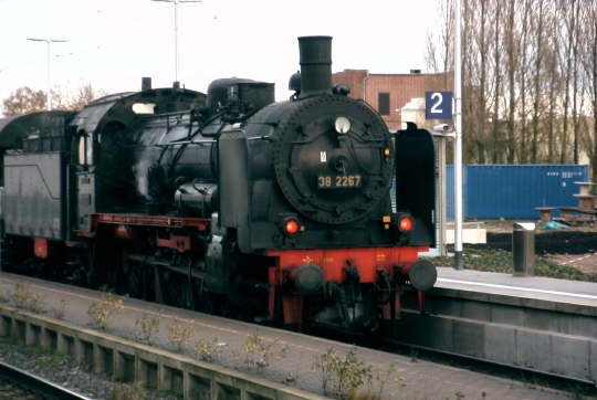Nikolauszug 2005 warte in Dlken 